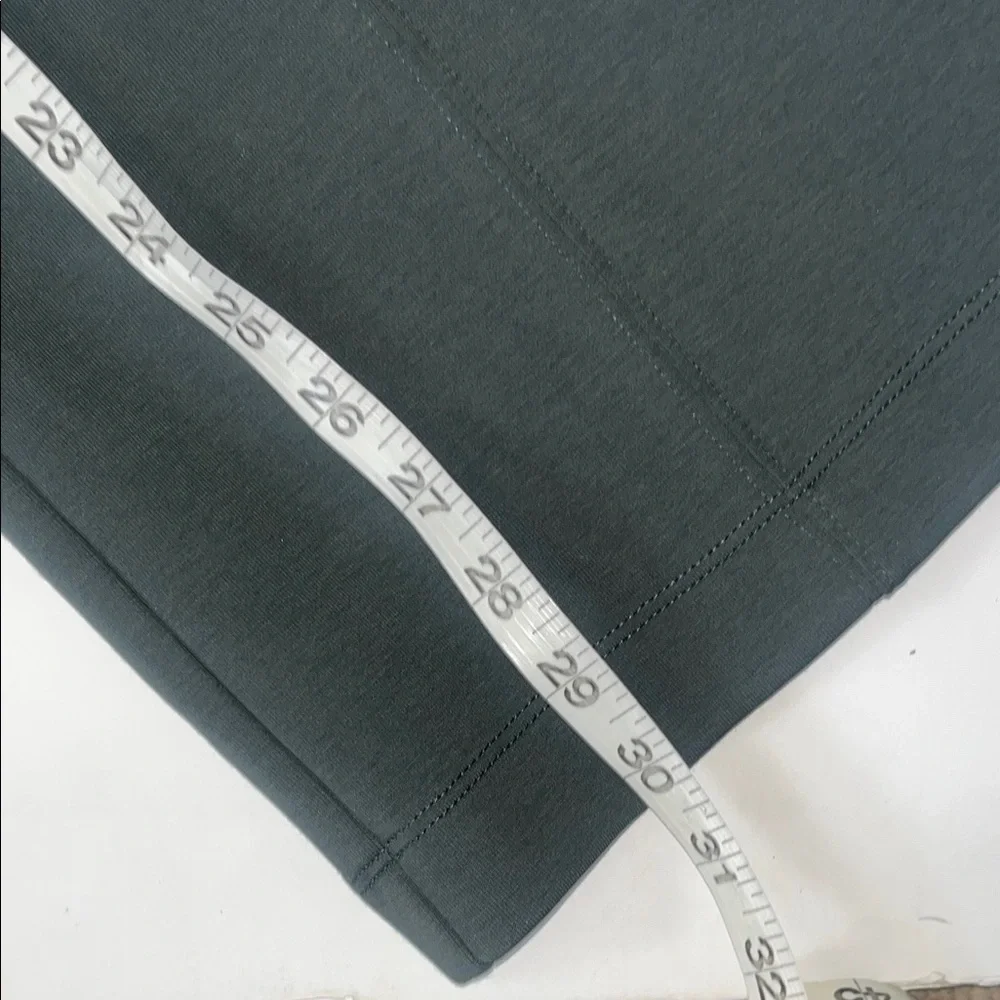 Old Navy Active Dark Green Wide Leg Cargo Pants size medium - Picture 9 of 11